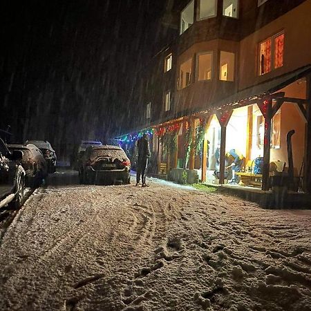 Cabana Liliana Arieseni Bagian luar foto