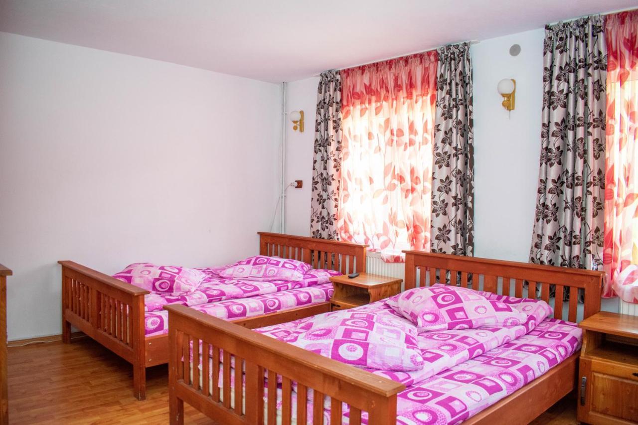 Cabana Liliana Arieseni Bagian luar foto
