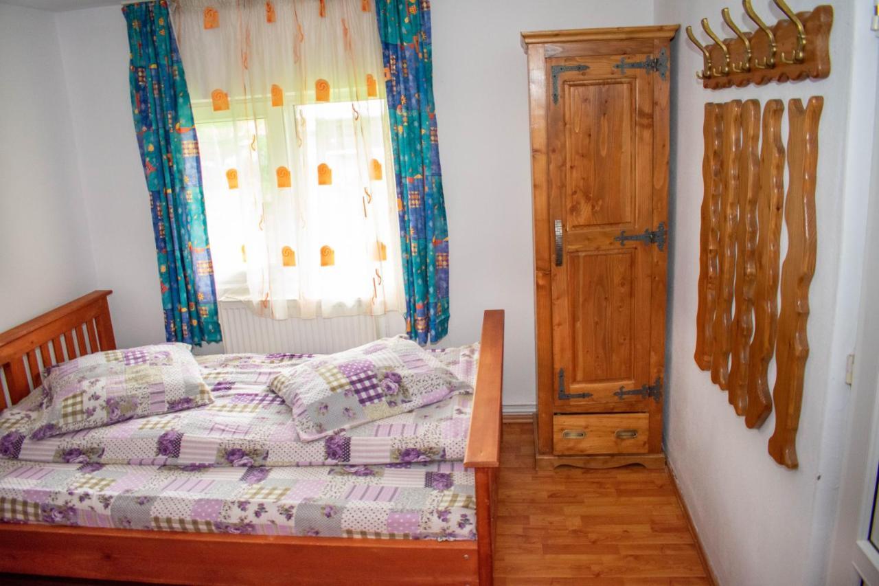 Cabana Liliana Arieseni Bagian luar foto