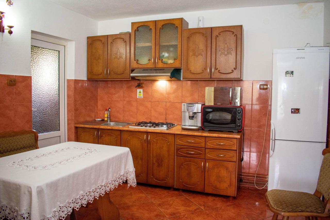 Cabana Liliana Arieseni Bagian luar foto