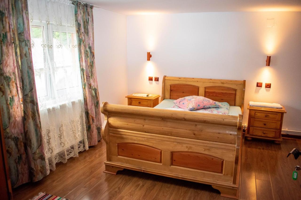 Cabana Liliana Arieseni Bagian luar foto