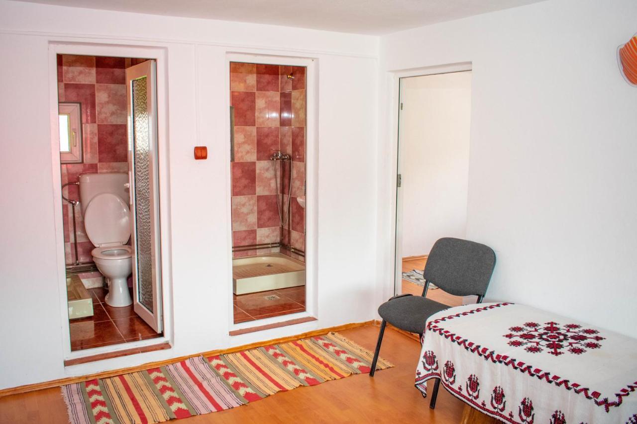 Cabana Liliana Arieseni Bagian luar foto