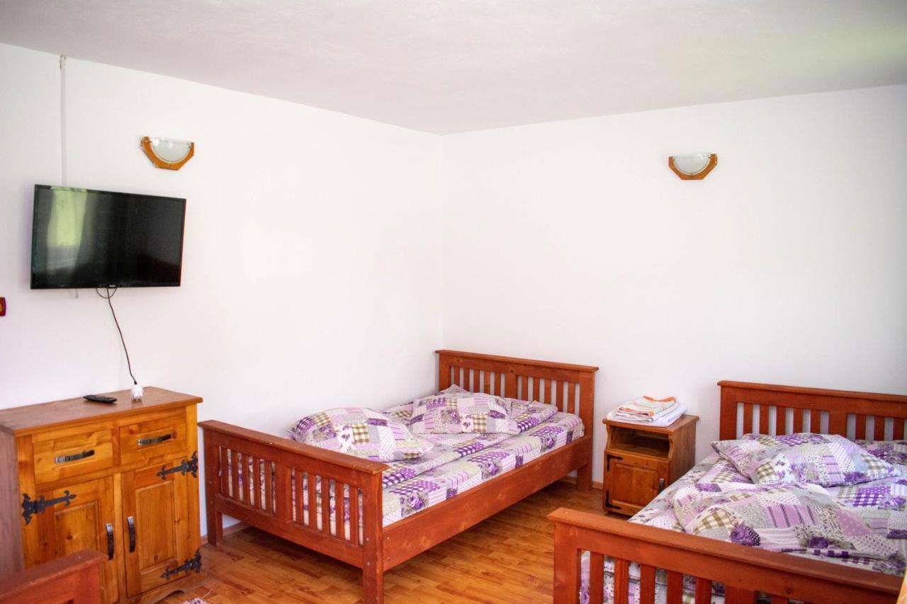 Cabana Liliana Arieseni Bagian luar foto